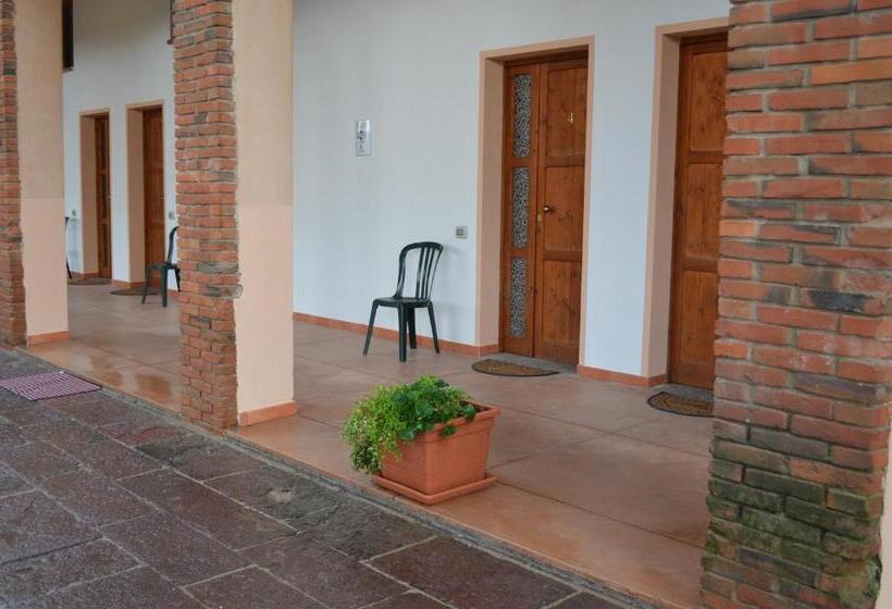 Номер Стандарт, Agriturismo Agrifoglio