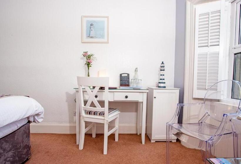 Номер Стандарт Вид на Сад, Kiltearn Guest House