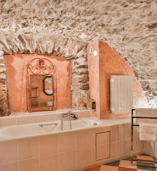 Студио Стандарт с Террасой, Maison D'hôtes Le Hameau De La Mûre