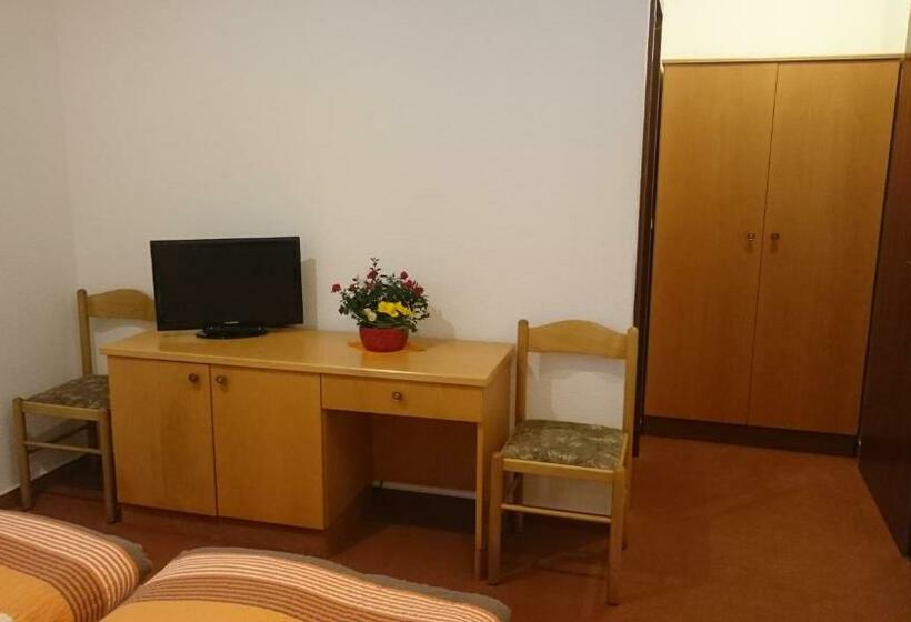 Номер Стандарт, Pension Und Berggasthaus Kapellenstein
