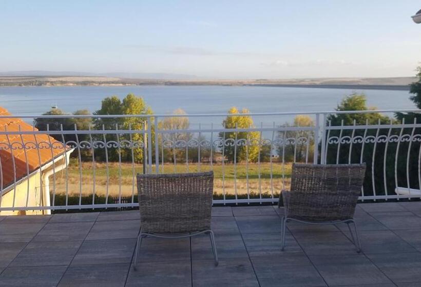 Пентхаус Люкс, Holiday Centrum