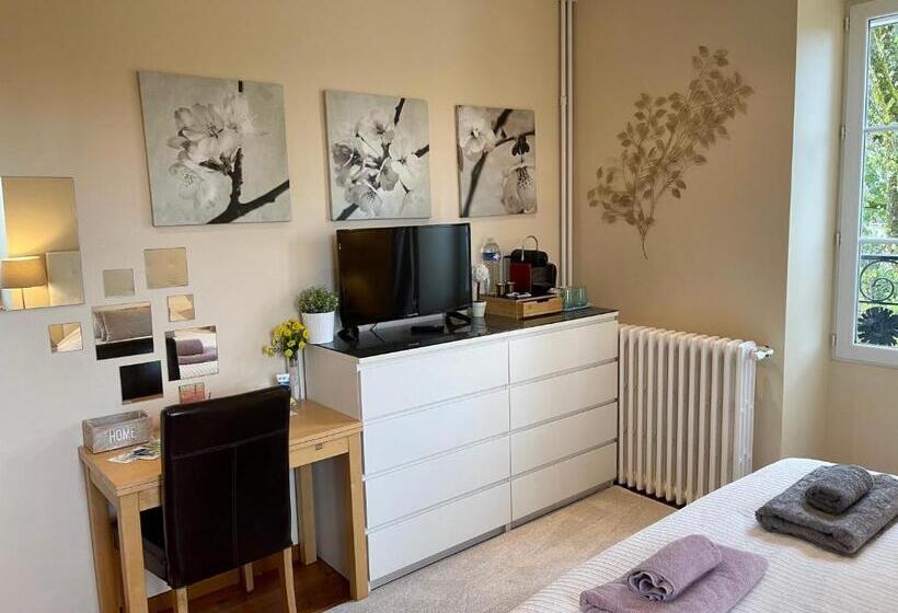 Номер Стандарт Вид на Сад, Gites Du Caylar   Chambres Et Appartments