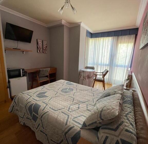 اتاق استاندارد, Hostal Santiago 2