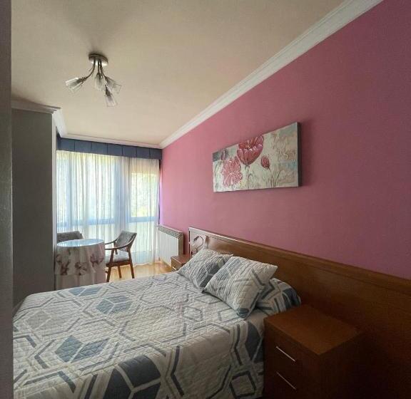 اتاق استاندارد, Hostal Santiago 2