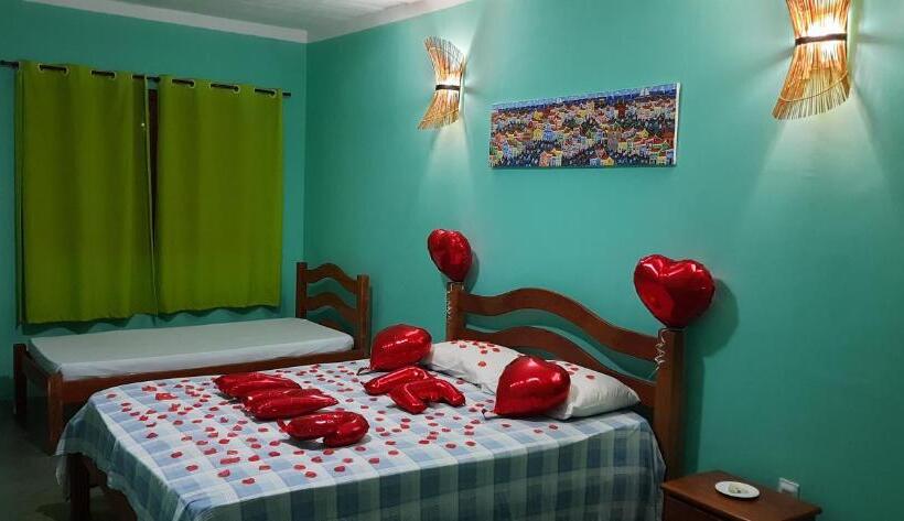 Deluxe Suite King Bed, Villa Tropicale