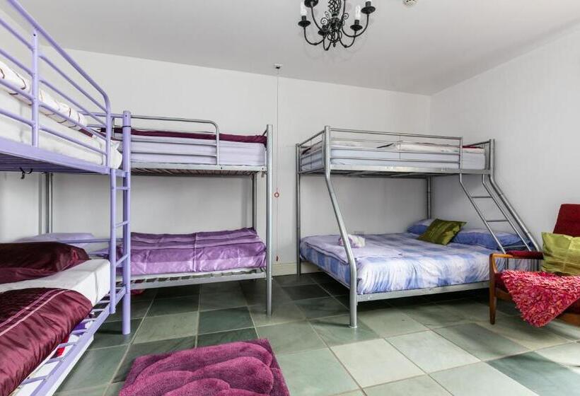 Семейный Номер, Slemish Barn Hostel
