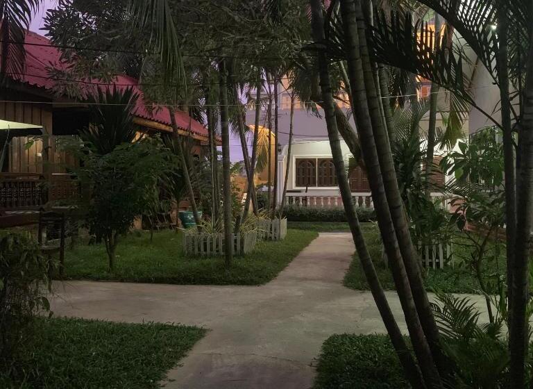 Бунгало Стандарт, Dalom Guesthouse