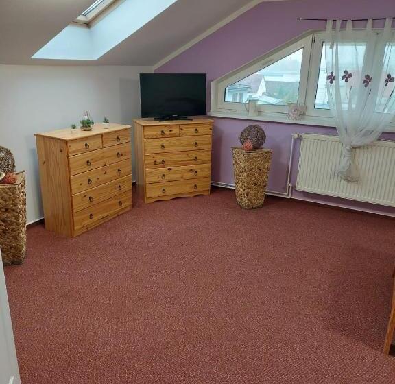 Номер Стандарт Индивидуальный Совместная Ванная, Guest House Na Kope Ku