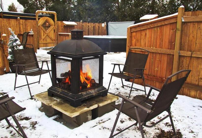 수피리어 룸 퀸 침대, Auberge Motel Drakkar