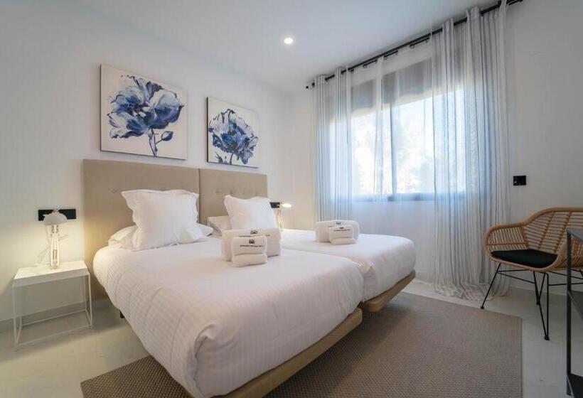 ２ベッドルームアパートメント, Estepona Holiday Hills