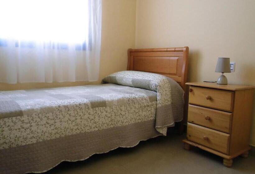 Дом 4 Спальни, Hostal Casa Jose