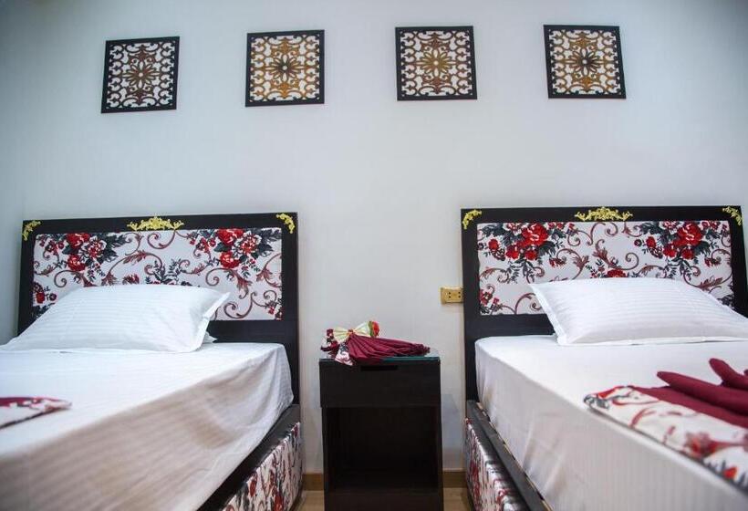 اتاق راحتی سه تخته, Ambiance Cairo