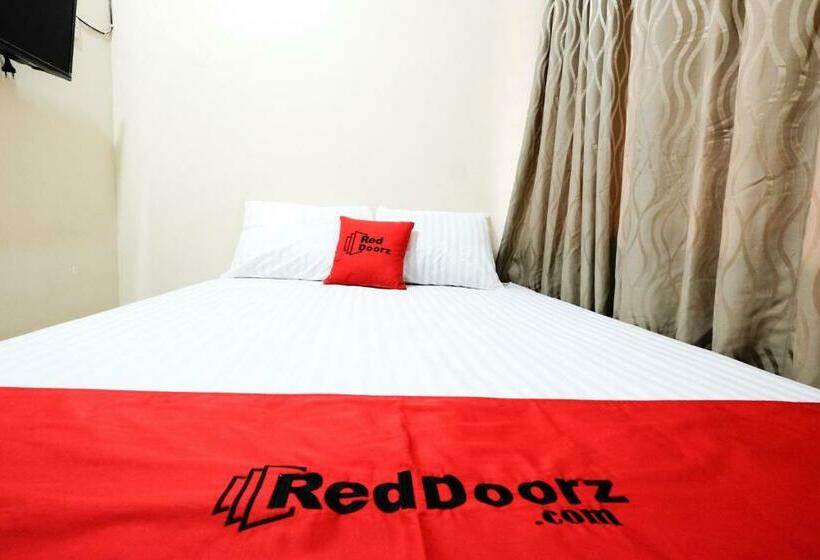 Номер Economy, Reddoorz Near Universitas Diponegoro Semarang