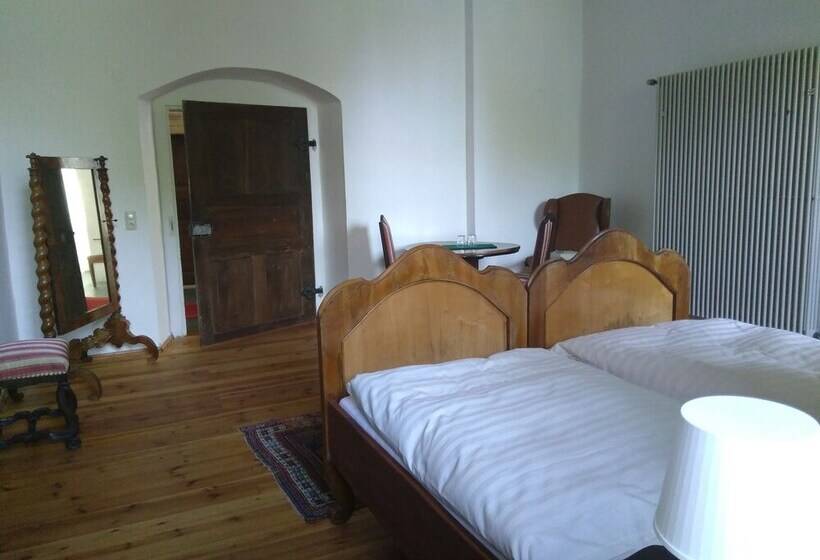 Номер Стандарт, Ferienzimmer Im Schloss Burgpreppach