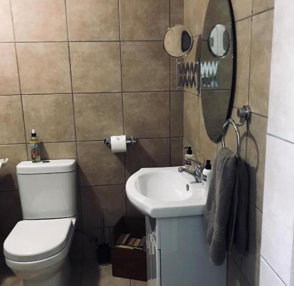 Номер Стандарт, Makoadi Farms Guesthouse