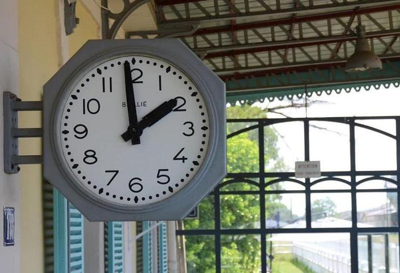 Дом 1 Спальня, Avenue De La Gare