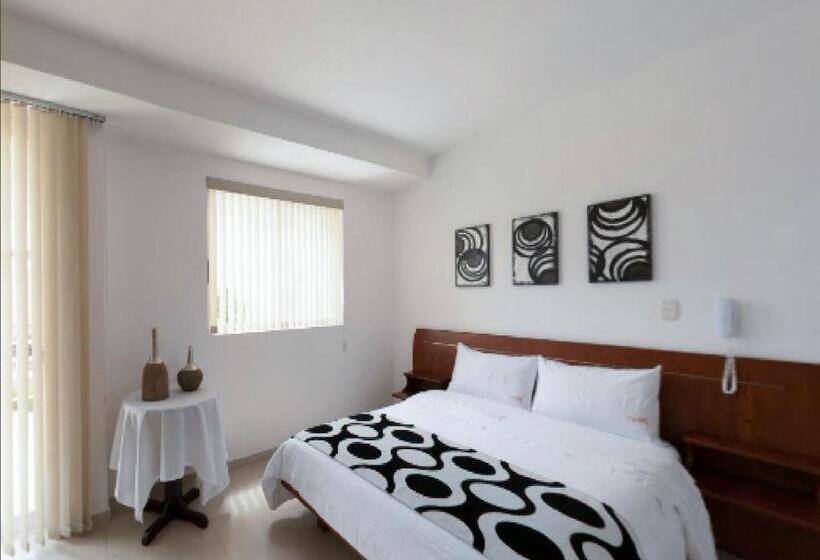 标准单人间, Catama Inn