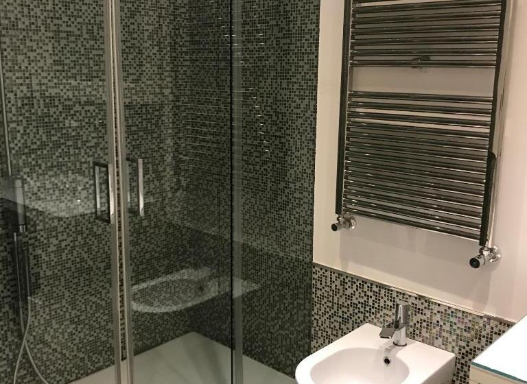 اتاق استاندارد با سرویس بهداشتی مشترک, Room 110 Bari  Guesthouse