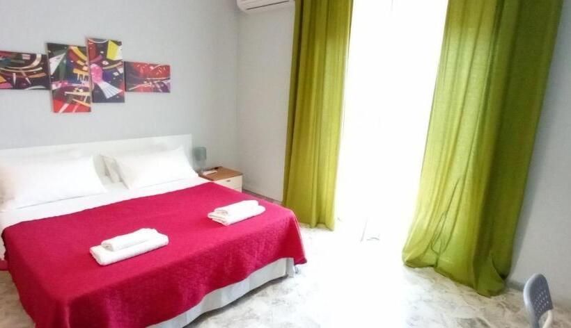 اتاق استاندارد با بالکن, Room 110 Bari  Guesthouse