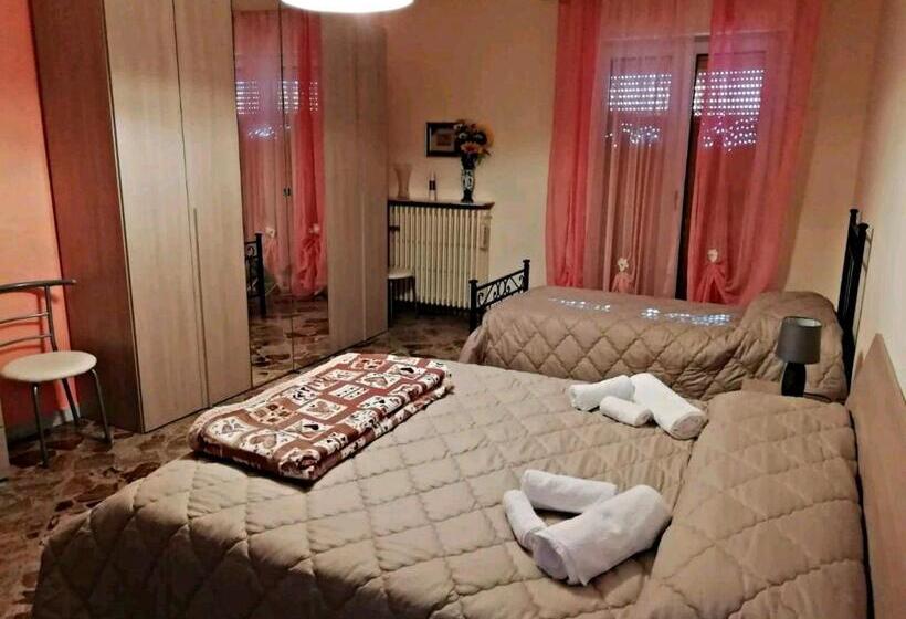 四人标准间, A Casa Di Raffy