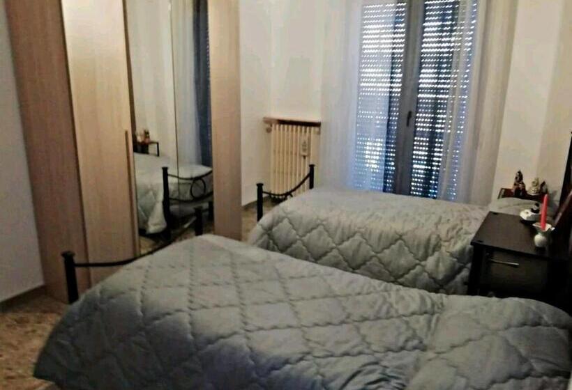 标准间, A Casa Di Raffy