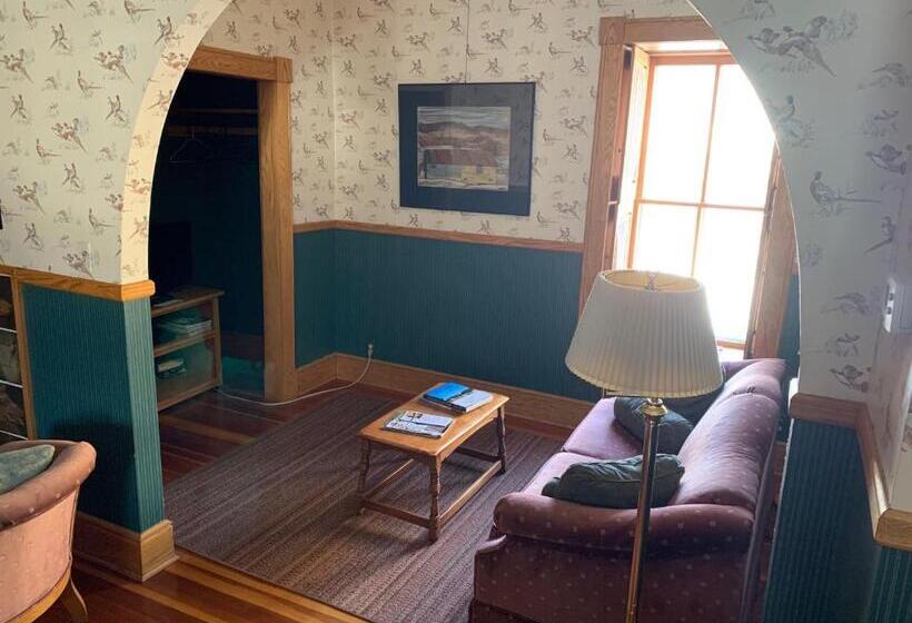 스탠다드 스튜디오 킹침대, Abe's Spring Street Guest House