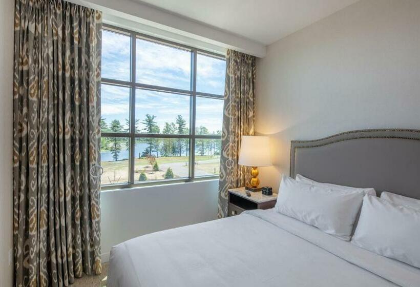 스위트 킹사이즈 침대, Yo1 Longevity & Health Resorts, Catskills