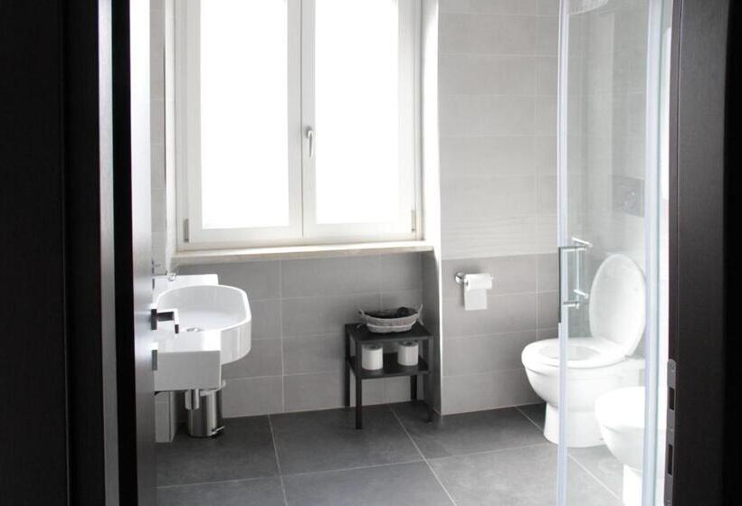 اتاق استاندارد, Easyroom Frosinone   Casello Autostradale