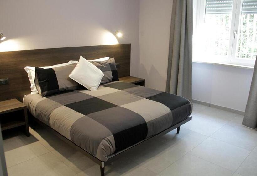 اتاق استاندارد, Easyroom Frosinone   Casello Autostradale