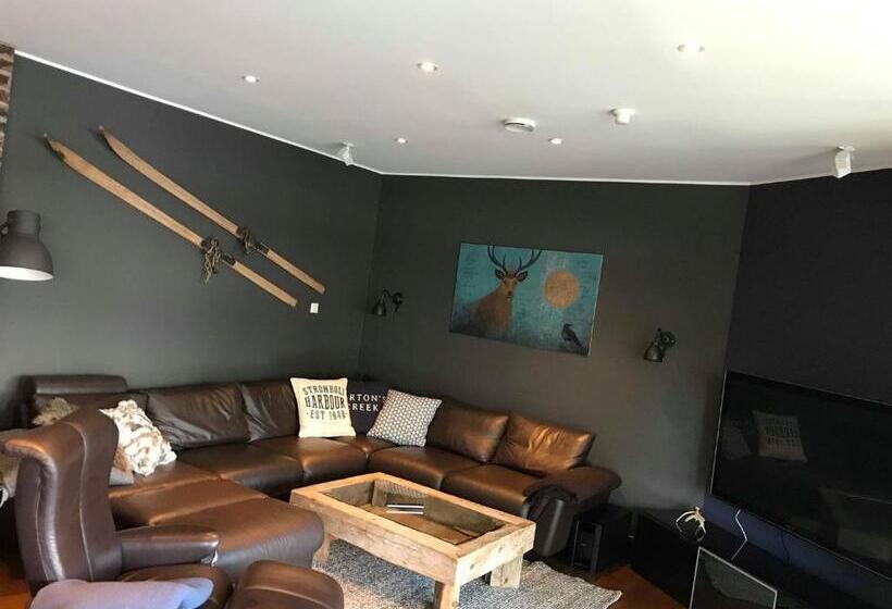 Апартаменты Deluxe 1 Спальня, Ingrids Apartments
