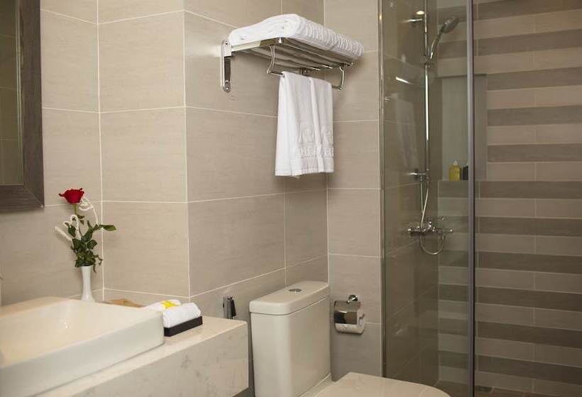 اتاق لوکس با چشم‌انداز دریا, Areca Hotel Nha Trang