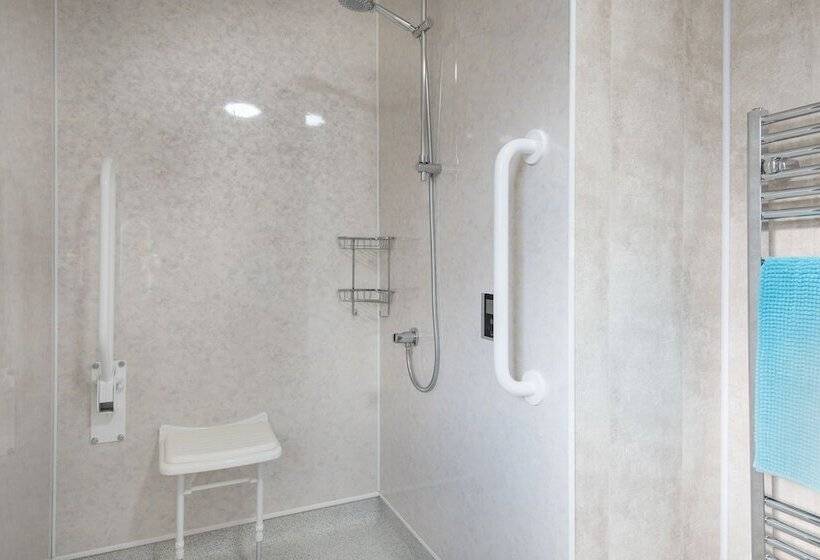 장애인을 위한 스탠다드 룸, Brown Rigg Guest Rooms
