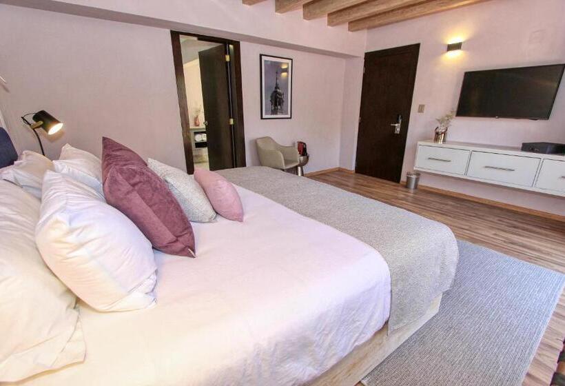 سوییت جونیور, Casa Florencia Hotel Boutique