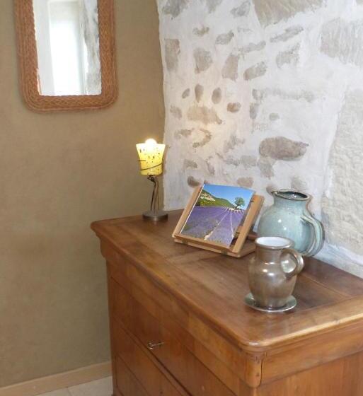 اتاق استاندارد برای معلولان, La Ferme De Chaleyre