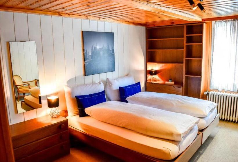 Номер Стандарт, First Lodge