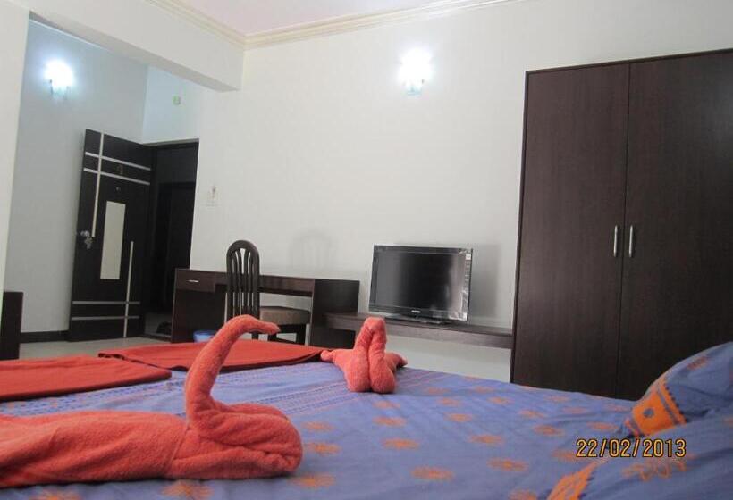 豪华家庭房间, P P Motel