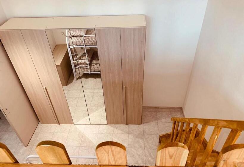 Семейное Студио, Luxar Room