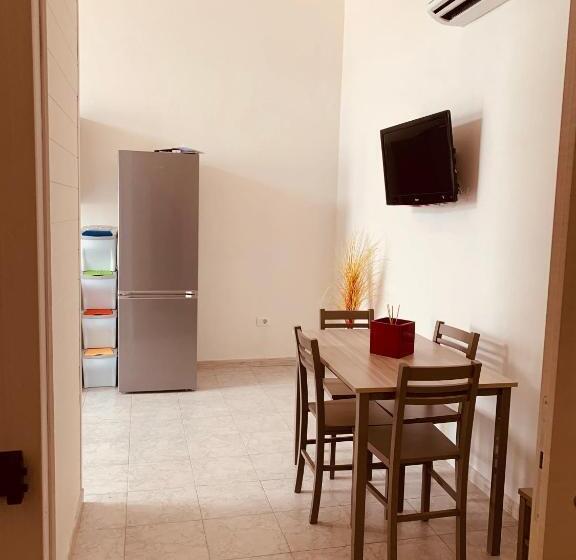 Апартаменты 1 Спальня, Luxar Room