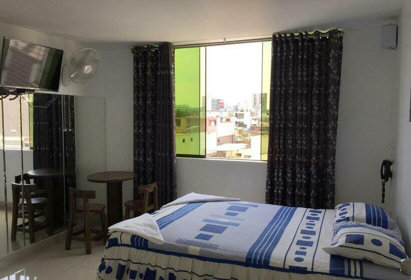 اتاق لوکس, Hostal Sueños