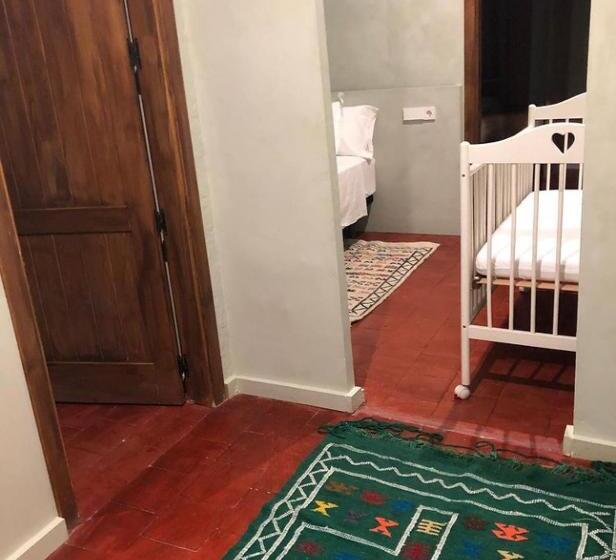标准三人间, Hostal De Bianya