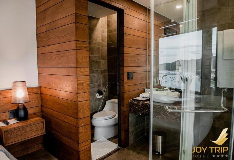اتاق استاندارد با چشم‌انداز شهر, Joy Trip Hotel & Spa Nha Trang