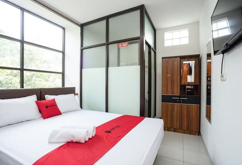 Номер Стандарт, Reddoorz Near Eka Hospital Bsd City
