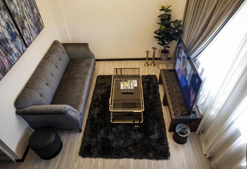 Люкс Вид на Город, Amamas Boutique Hotel Kuching