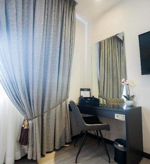 Номер Superior Кровать Кинг, Amamas Boutique Hotel Kuching