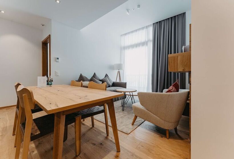 Люкс 2 Спальни, Radisson Blu Hotel Reussen, Andermatt