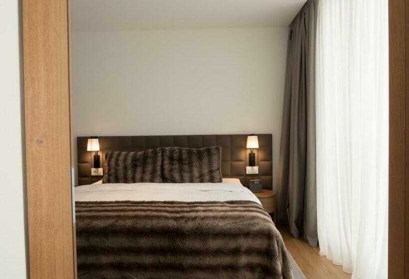 Апартаменты 2 Спальни, Radisson Blu Hotel Reussen, Andermatt