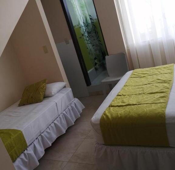 Номер Стандарт Трехместный, Hosteria B Y B