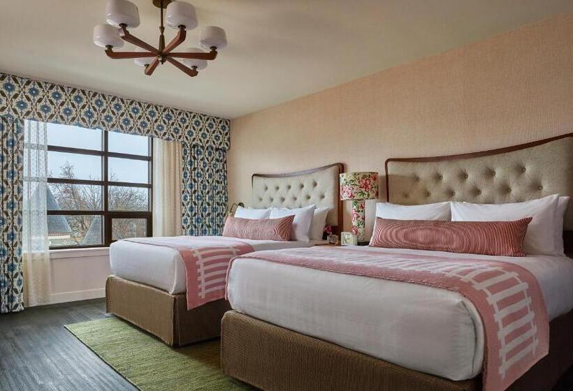Suite Accessibile ai persone con mobilità ridotta, Graduate By Hilton Bloomington