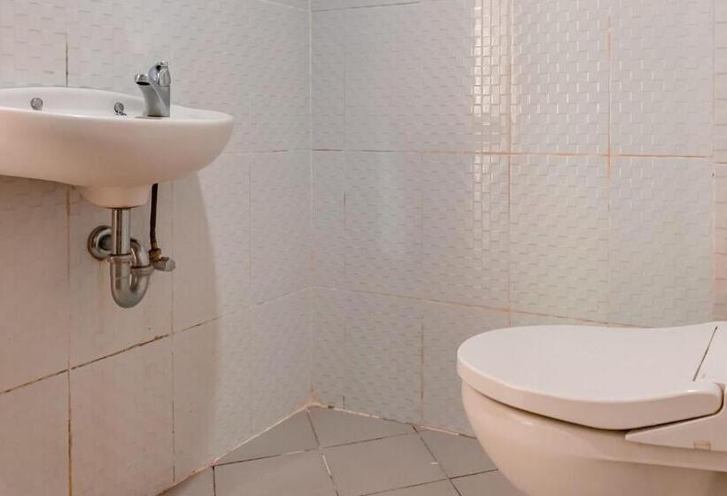Номер Superior, Urbanview Hotel Ava Banjarmasin By Reddoorz