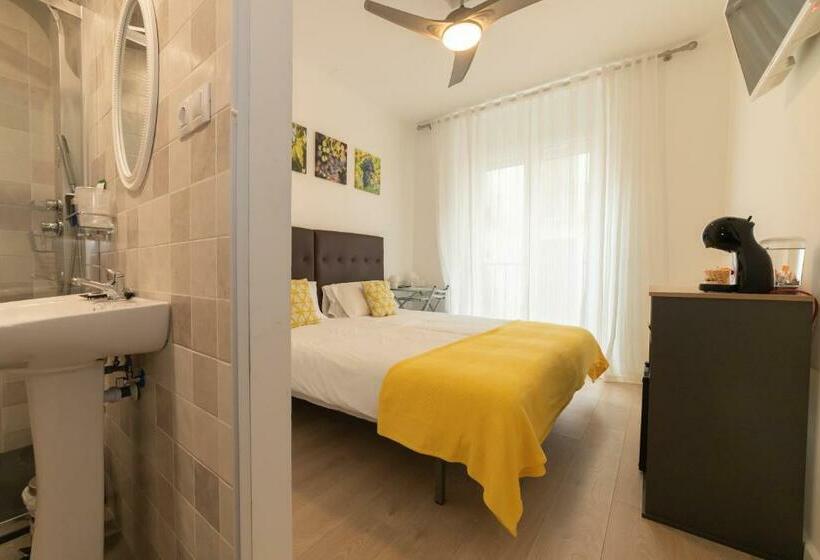 اتاق استاندارد, Hostal Puente De Hierro